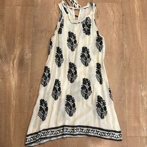 Block hand print black and white dress cover up